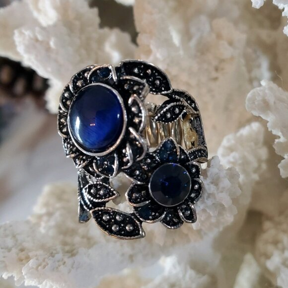 Silver Tone Blue Stone Flowers Stretch Ring 💥3 for $24💥 - Picture 1 of 16